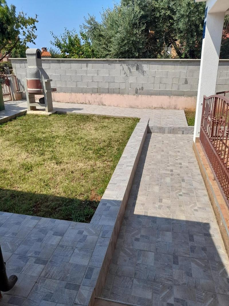 Apartman Jeger Umag Exterior foto
